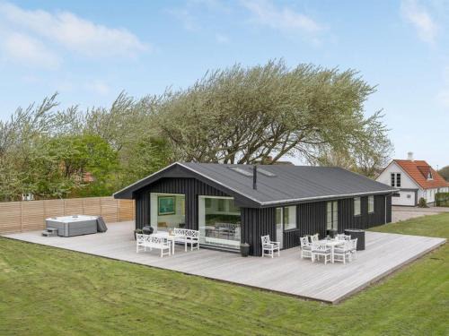 Ballum House | Holiday Home Ajla by Interhome