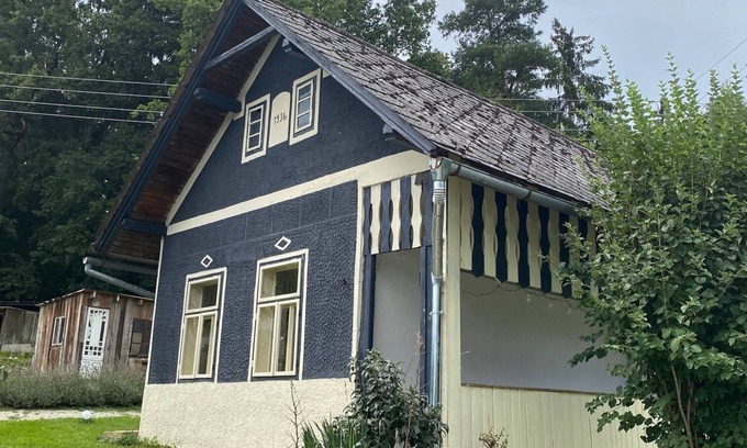 Olbendorf House | Holiday Home "Altes Landhaus Südburgenland" with Pool, Balcony and Wi-Fi