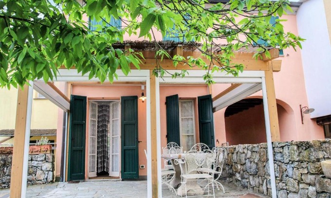 Pignone House | Holiday Home Carlotta by Interhome