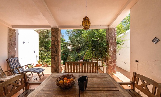 Carloforte House | Holiday Home 'Casa Kalle' close to the Sea with Garden