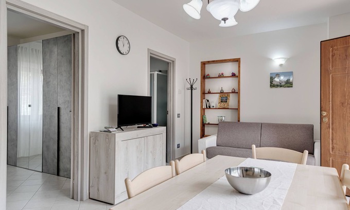 Firenzuola House | Holiday Home "Chalet La Greta con Vista" with Shared Garden