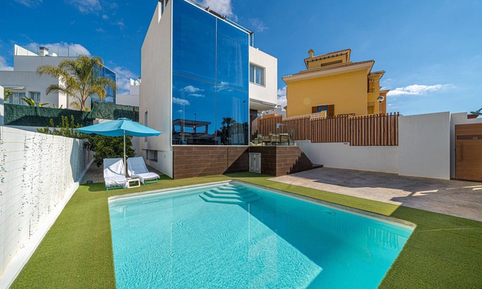Finestrat Villa | Holiday Home "Cristal" with Sea View, Pool & Wi-Fi