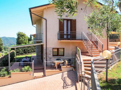 Santa Lucia House | Holiday Home Cristina-2 by Interhome