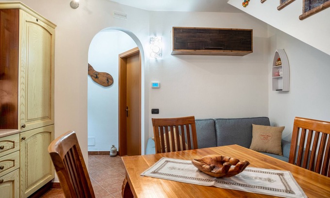 Mezzolombardo House | Holiday Home 'Emma Home' with Balcony and Wi-Fi