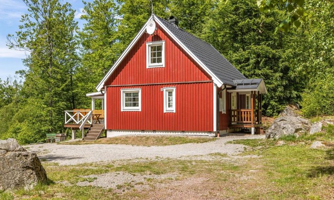 Olofstrom House | Holiday Home Erikstorp 142 by Interhome