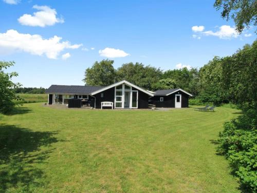Gjøl House | Holiday Home Eske - 200m to the inlet by Interhome