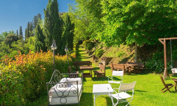 Gaville Apartment | Holiday home features with Italian garden and free Wifi