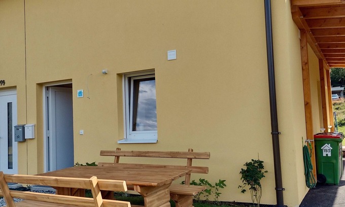 Arnoldstein House | Holiday Home 'Ferienhaus Seltschach 193' with Mountain View, Private Terrace and Wi-Fi