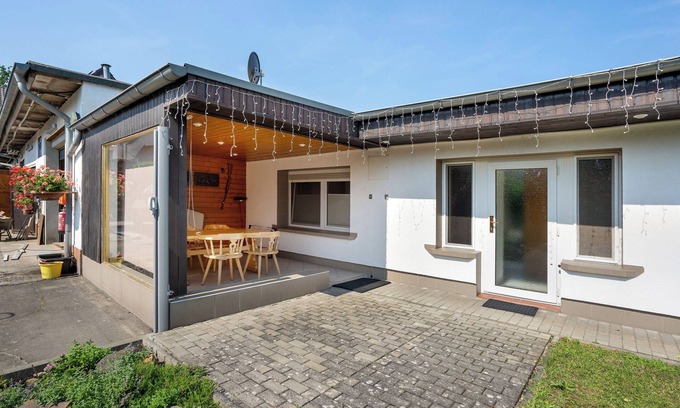 Groskoschen House | Holiday Home 'Ferienhaus' with Private Terrace, Shared Garden and Wi-Fi