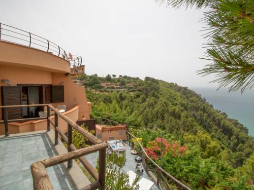 Sperlonga House | Holiday Home Fisherman Cove by Interhome