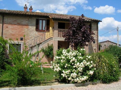 Ramazzano Apartment | Holiday Home for Families in Umbrian
