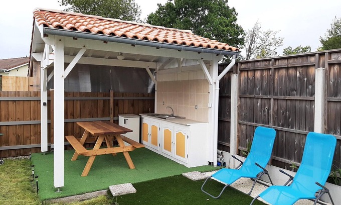 La Teste-de-Buch House | Holiday Home in La Teste near Arcachon Beach