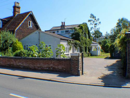 Tonbridge House | Holiday Home Goudhurst by Interhome