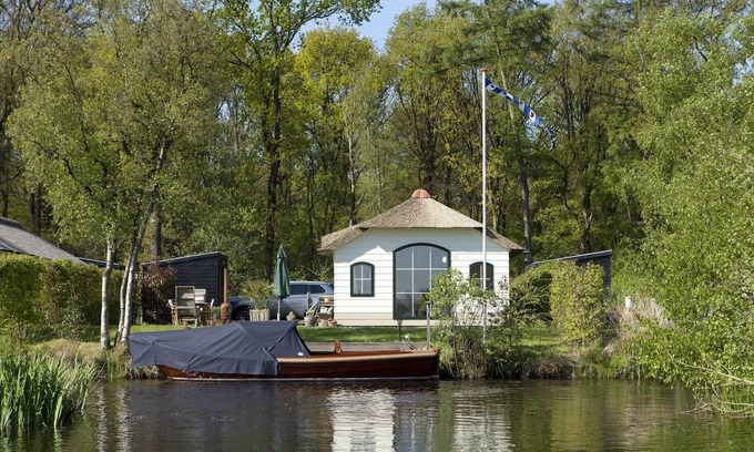 Sint Nicolaasga House | Holiday home in Sint Nicolaasga