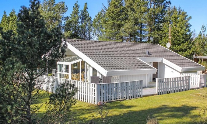 Skiveren House | Holiday Home Imka - 900m from the sea by Interhome
