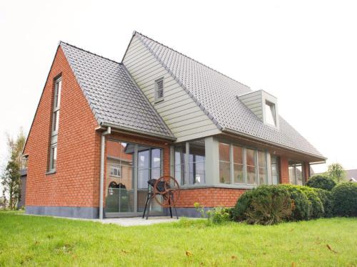 Gijverinkhove House | Holiday Home in Alveringem near Beach