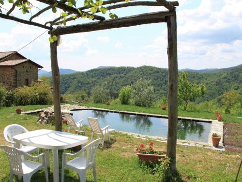 Mulazzo House | Holiday home in Canossa with Swimming Pool, Garden, Barbecue