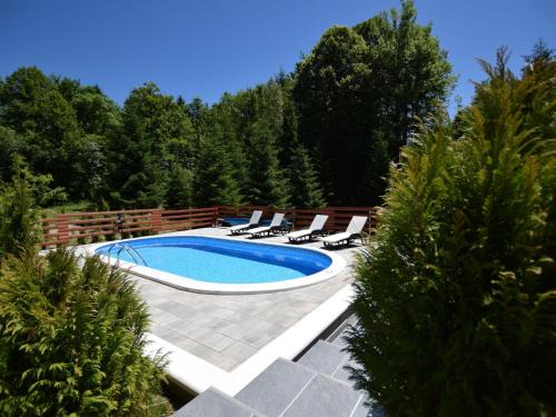 Brod Moravice House | Holiday Home in Gorski Kotar with Pool