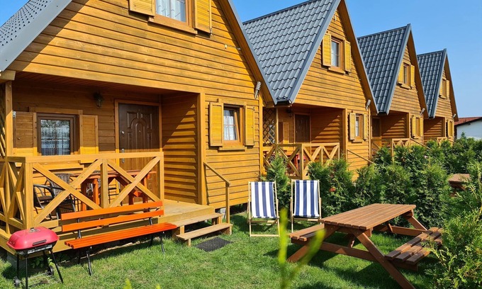 Jaroslawiec House | Holiday Home in Jarosławiec near Beach & Cliff