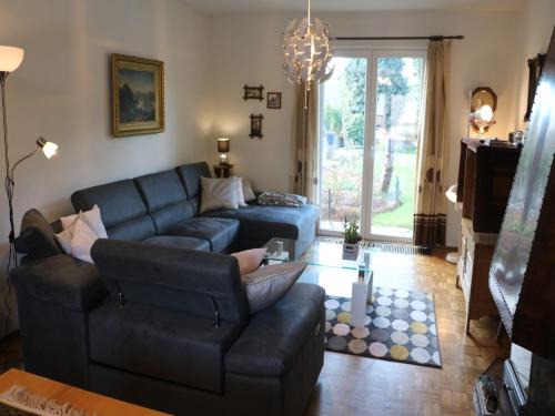 Sweikhuizen House | Holiday Home in Sittard with Pool, cleaning included