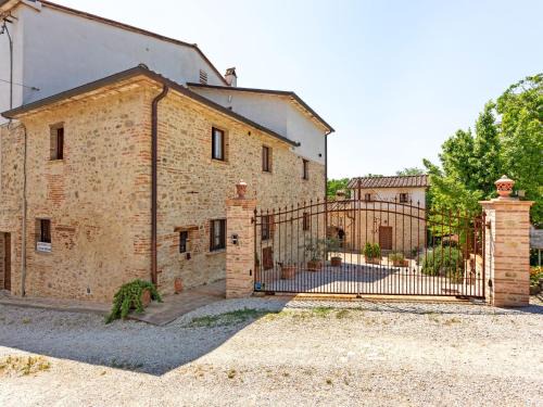 Citta di Castello House | Holiday Home in Umbria with Pool