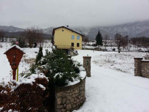 Velo d'Astico House | Holiday home in Velo d Astico 25854