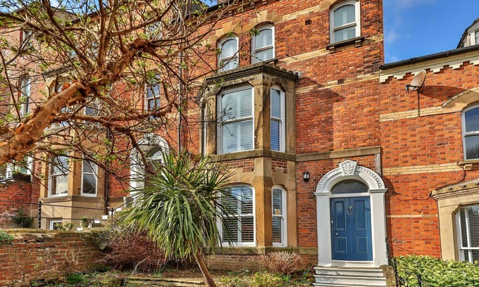 Whitby House | Holiday Home in Whitby near Beaches & Moors