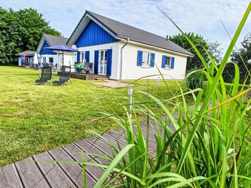 Altefaehr House | Holiday Home Inselsommer by Interhome