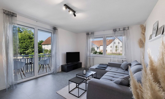 Messstetten House | Holiday Home 'Joanna' with Private Garden, Balcony and Wi-Fi