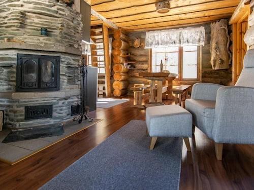 Rukatunturi House | Holiday Home Keisarinna