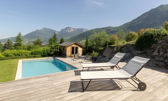 Challes-les-Eaux House | Holiday Home 'Le Gypaete' with Mountain View, Private Pool and Wi-Fi