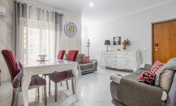 Villabate House | Holiday Home 'La Casa Di Anna' with Sea View, Wi-Fi and Air Conditioning