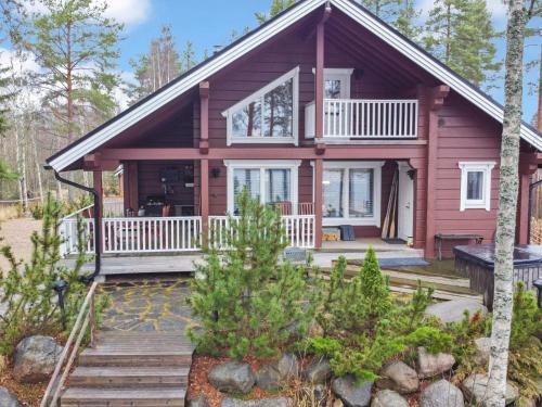 Ahtari House | Holiday Home Loisteranta by Interhome
