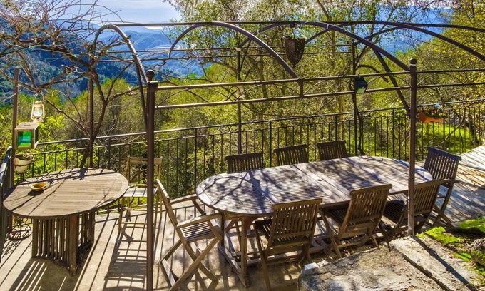 Peille House | Holiday Home 'Maison À Peille' with Sea View, Private Terrace and Wi-Fi