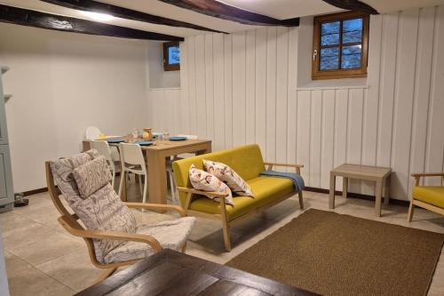 Cabbio House | Holiday Home Mandala Cabbio - Valle di Muggio