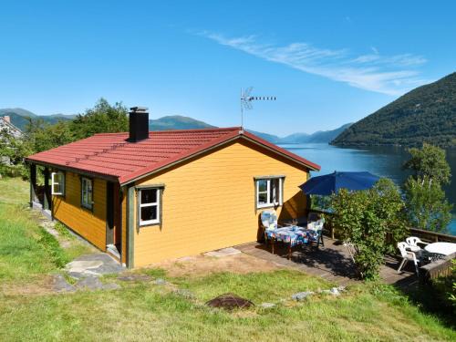 Torheim House | Holiday Home Nausthammar by Interhome