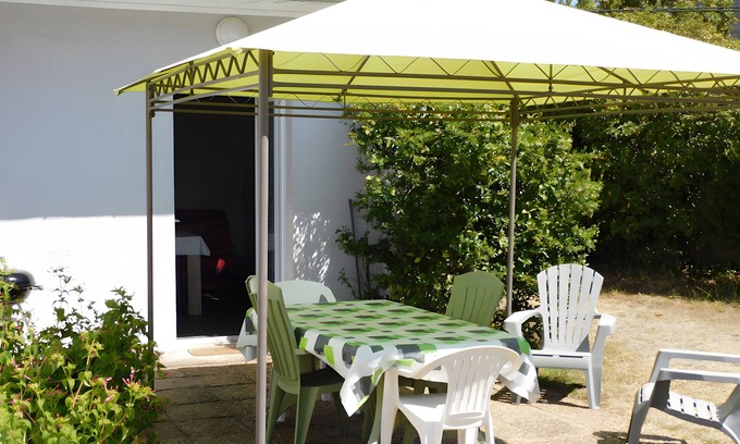 Lesperon House | Holiday Home 'Océan - Domaine Des Landes' with Shared Pool, Terrace and Shared Garden