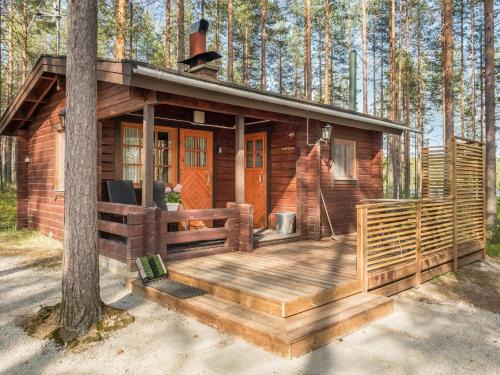 Sotkamo House | Holiday Home Puolukka by Interhome