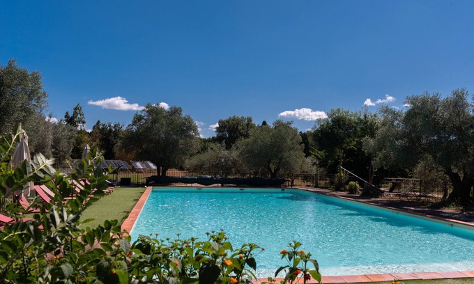 Le Soler House | Holiday Home 'Sardane' with Mountain View, Shared Pool and Shared Terrace
