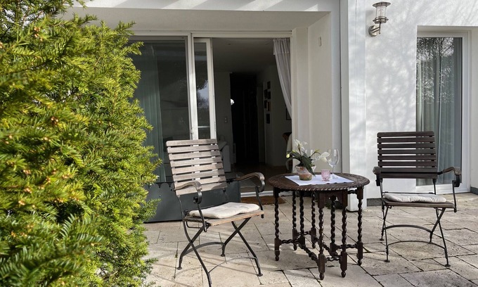 Diedrichshagen House | Holiday Home 'Strandgut' with Private Terrace, Private Garden and Wi-Fi