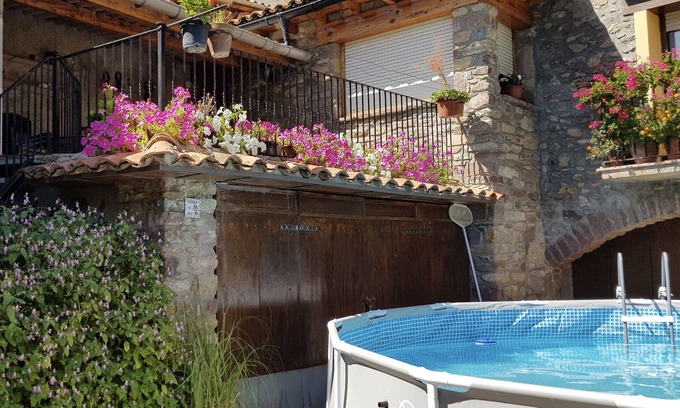 Les Iglesies House | Holiday Home 'Teule 1' with Mountain View, Shared Pool and Wi-Fi
