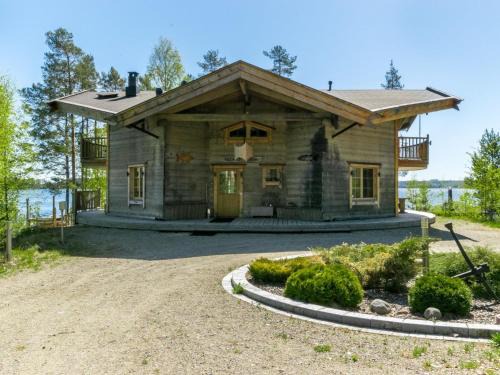Kitee House | Holiday Home Villa pyöriäinen by Interhome