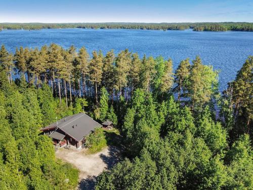 Mantyharju House | Holiday Home Villa salix by Interhome