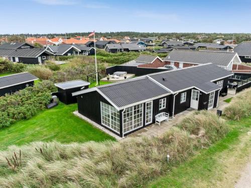 Blokhus House | Holiday Home Wiebke - 200m from the sea by Interhome