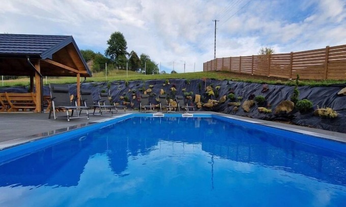 gmina Iwierzyce House | Holiday Home Wiśniowa with Pool and Mountain Views
