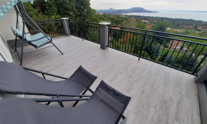 Balatongyorok House | Holiday home with view and pool