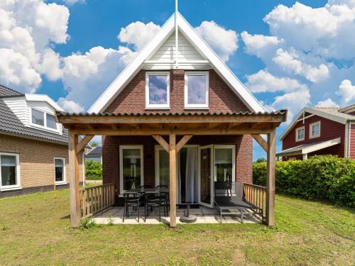 Municipality of Nissewaard House | Holiday home with sauna, garden
