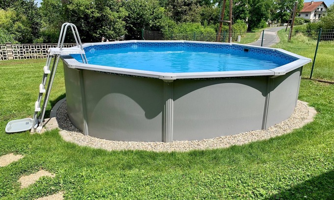 Wildon House | Holiday Home 'Wohlfühlen Im Zuhause Auf Zeit' with Private Pool, Private Terrace and Wi-Fi