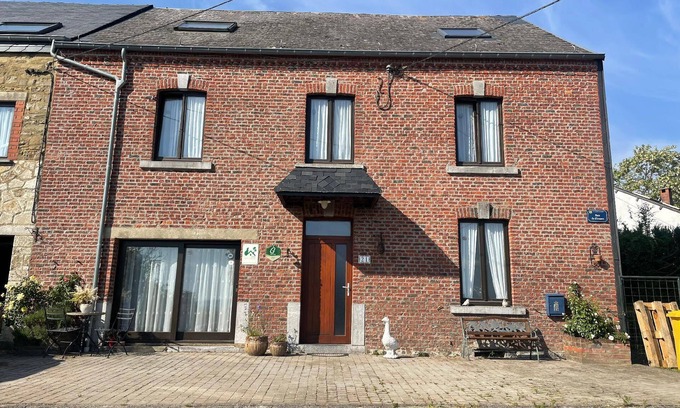 Hastiere-Lavaux House | Holiday house Mesnil-Saint-Blaise for 1 - 8 persons with 4 bedrooms - Twin house