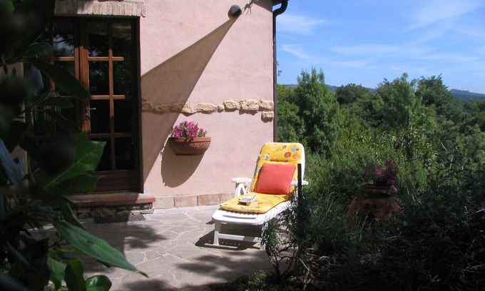 Civitella Paganico House | Holiday house for 2 pesons on small Estate with pool, near hot springs